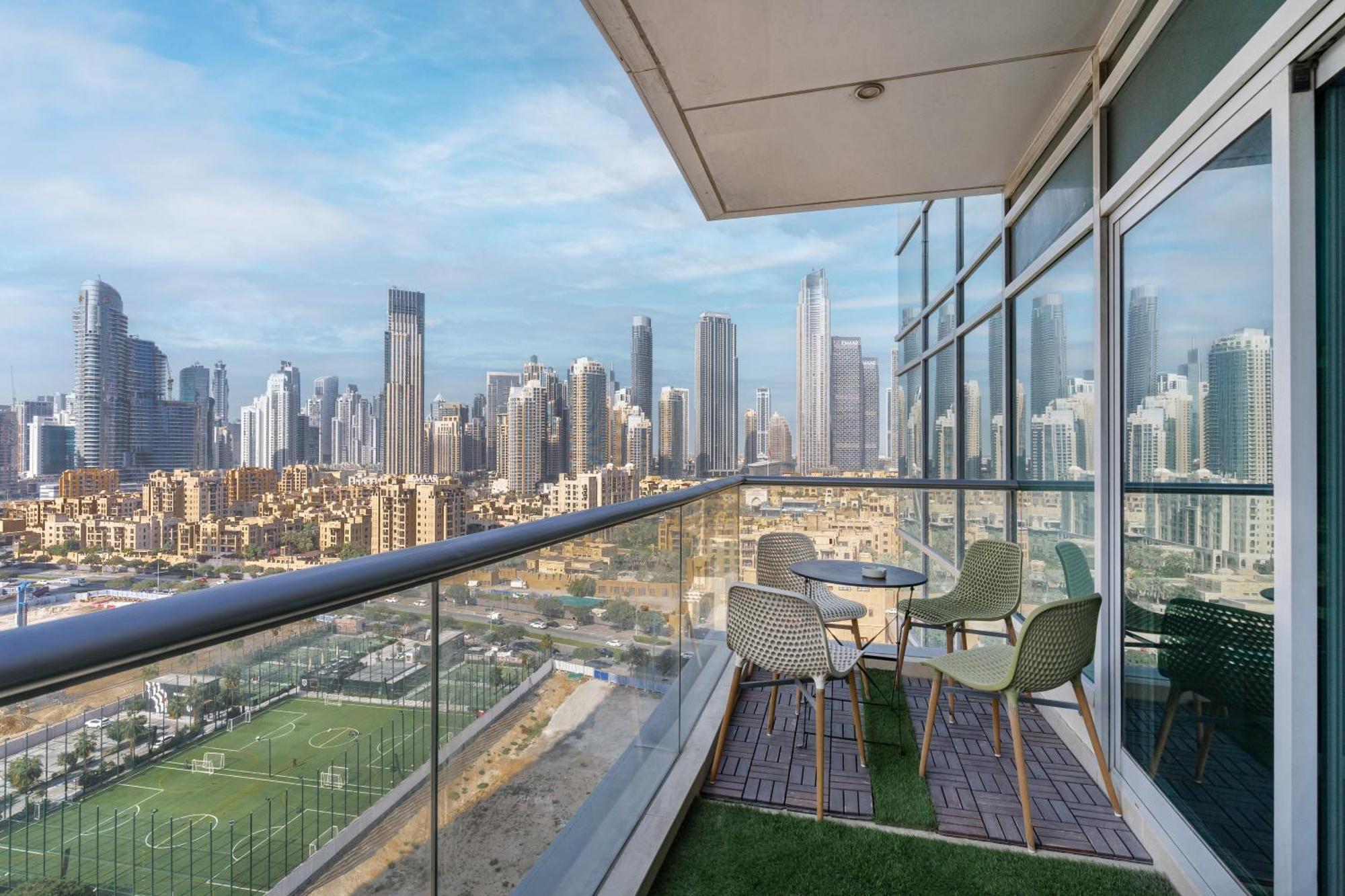 Chic 2Br Apartment, Prime Location Near Dubai Mall - Allsopp&Allsopp Εξωτερικό φωτογραφία